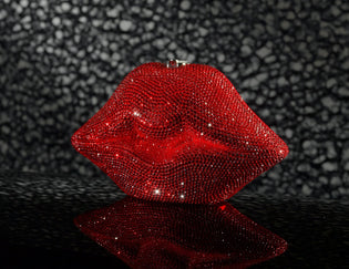 LUSCIOUS LIPS RED Swarovski® Crystals